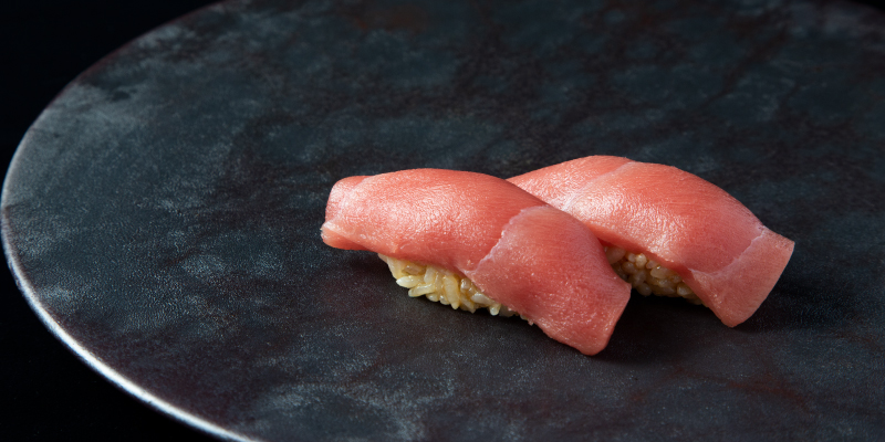 AburiがHyoketsuで最高の鮨をお客様に！